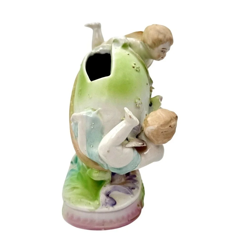 Antique Victorian Porcelain‎ Cherub Putti Figurine Applied Flowers 1800s